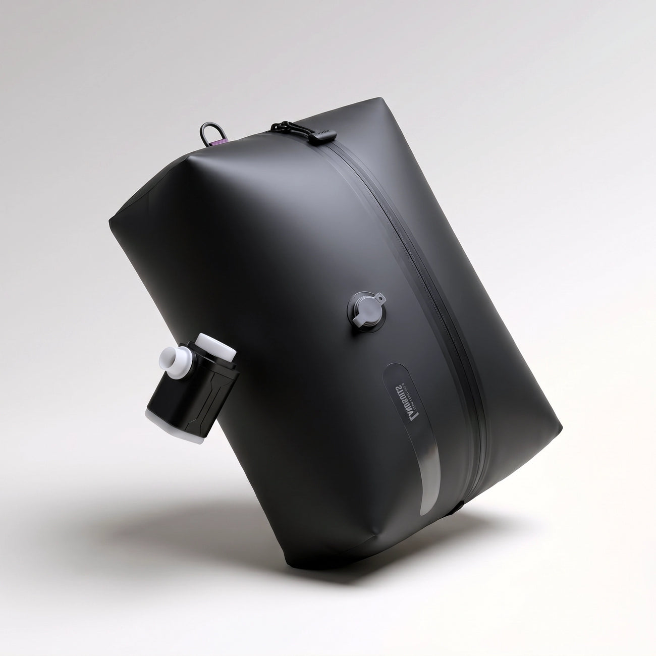 Lavnex AirPack Vacuum Bag with portable air pump