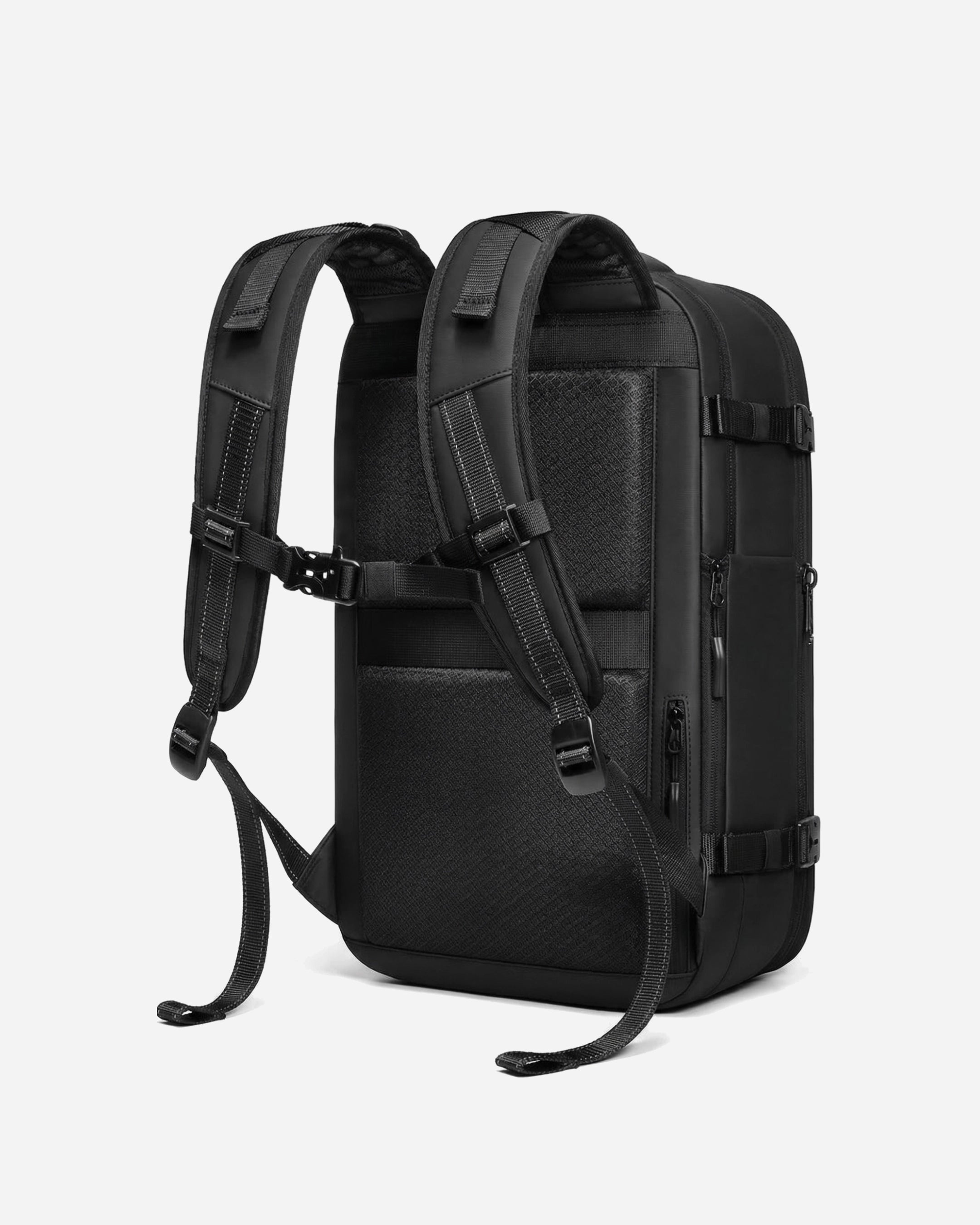 Durable and comfortable design of Lavnex SpacePack Pro