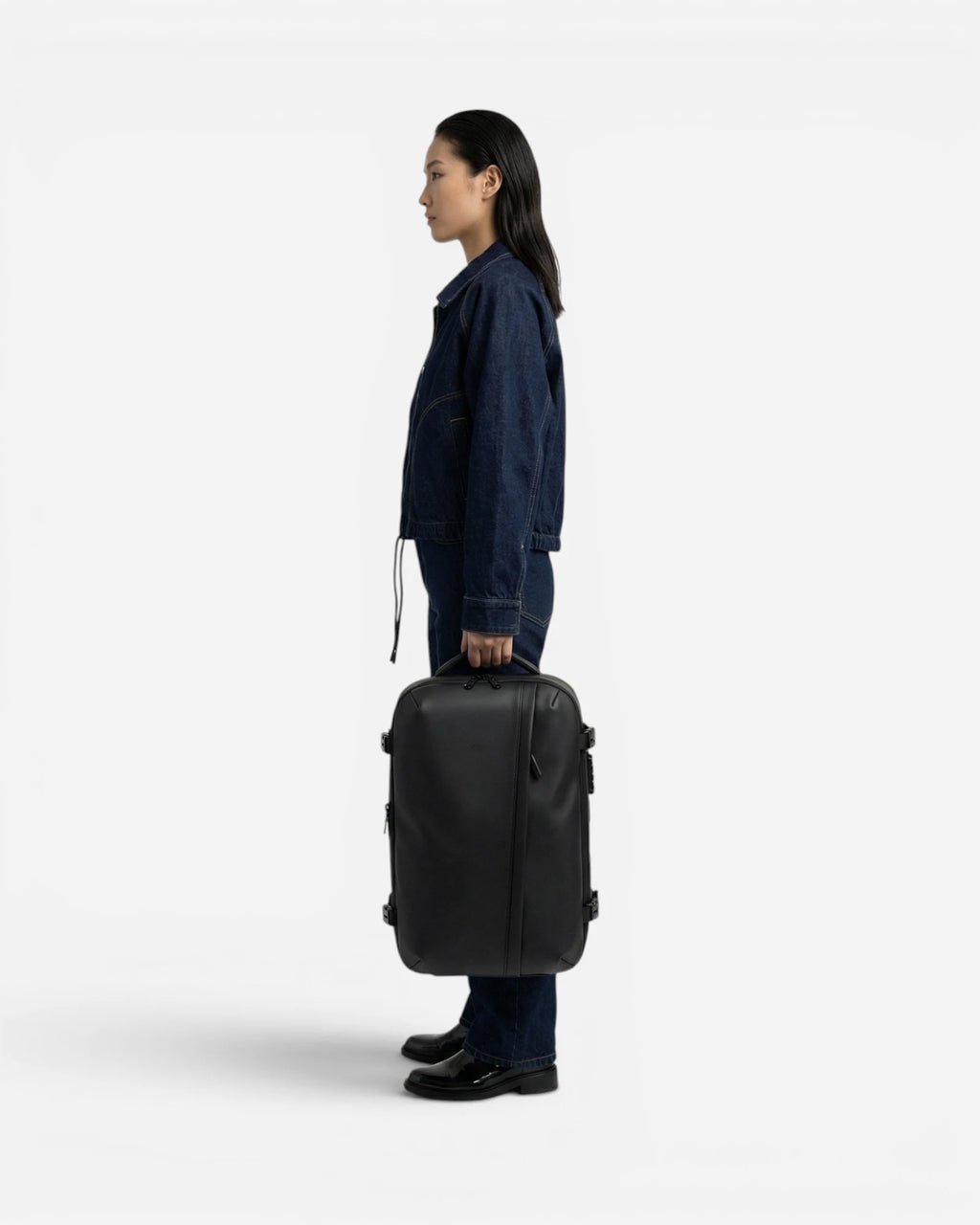 Lavnex SpacePack Pro vacuum compression backpack in everyday travel setting